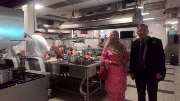 Kunjungan ke Lab perhotelan di Nilai University